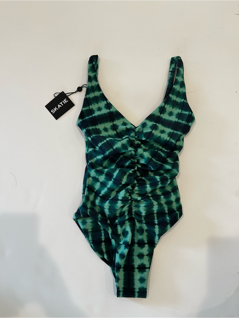 New SKATIE Green Tie-Dye Ruched One-Piece Swimsuit Deep  Bathing suiit Small